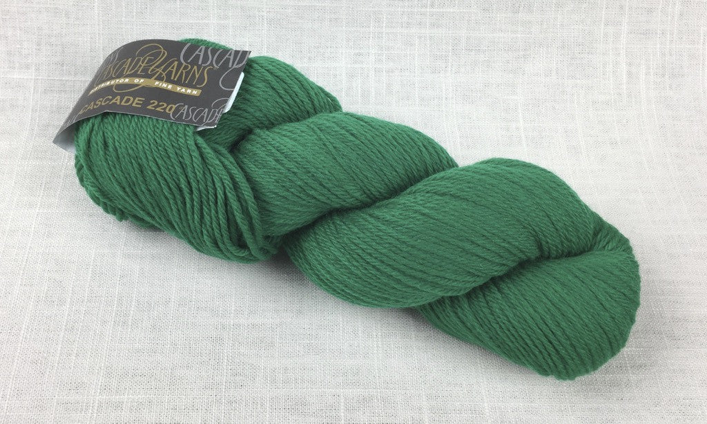 cascade yarns 220 wool worsted 8894 christmas green