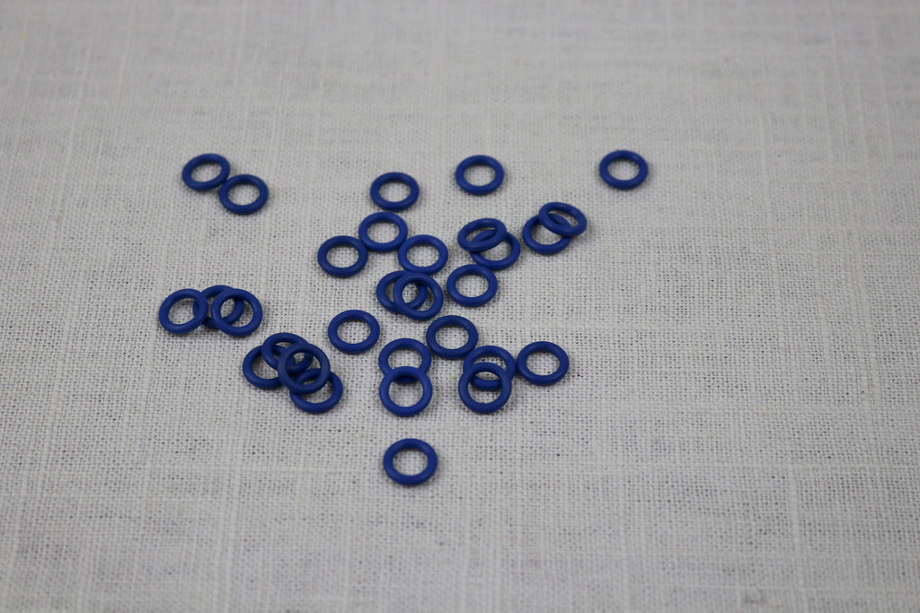 knitter's helper silicone stitch marker 10mm medium blue