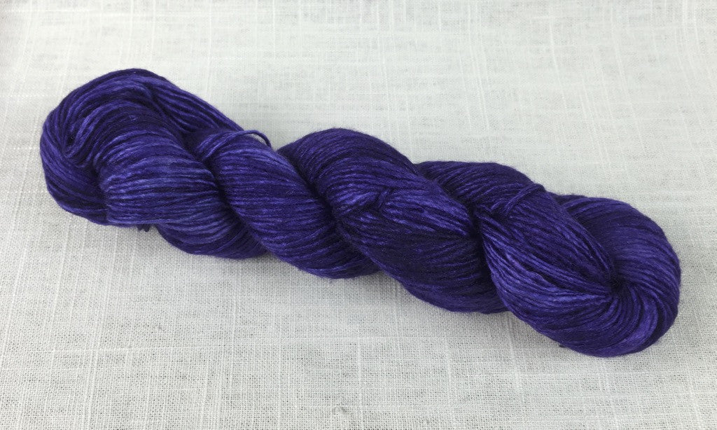 malabrigo silky merino color SM030 purple mystery